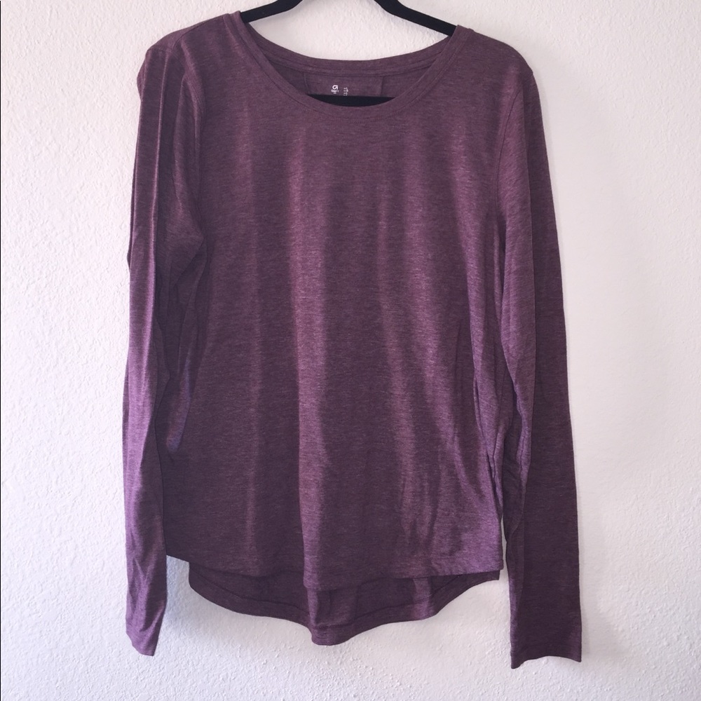 GAP Fit Long Sleeved Workout Tee L